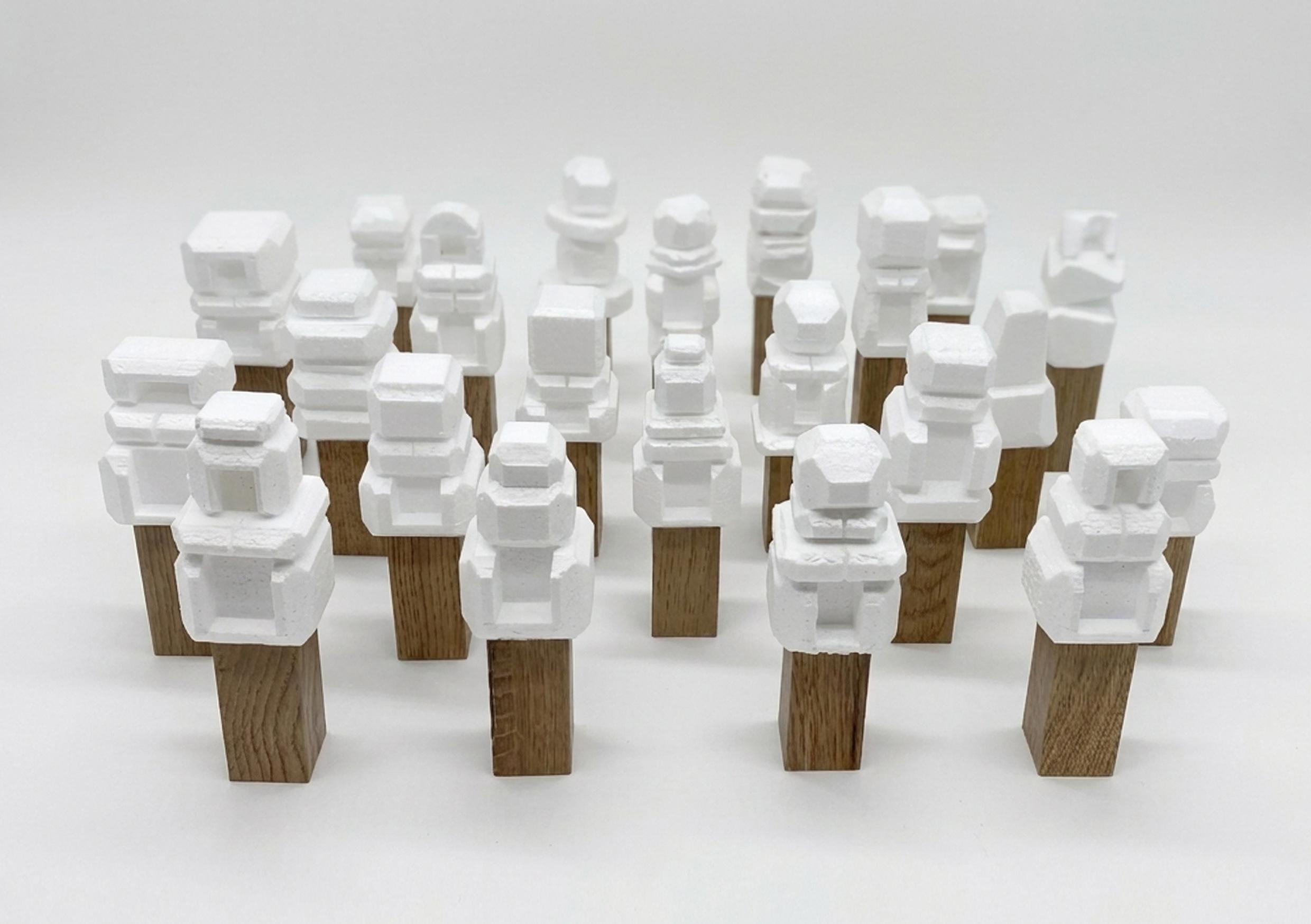 Sketch models exploring proportion, silhouette, and the relationship between the water vessel and supporting structure. Through rapid making and iteration, the forms were produced to understand how the product could feel present while remaining approachable within a shared office environment.